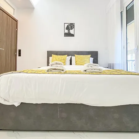 Apartment Paradise *